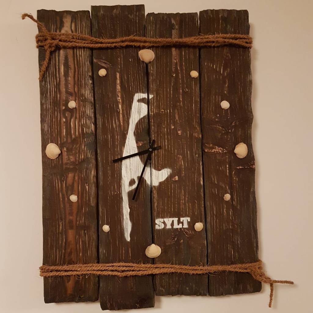 Die Sylt DIY Wanduhr vom Blog aus dem Elkenbrederweg Bad Salzuflen bei Bielefeld ist fertig