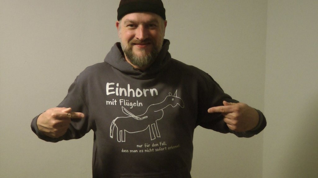 T-Shirt Einhorn mit Flügeln