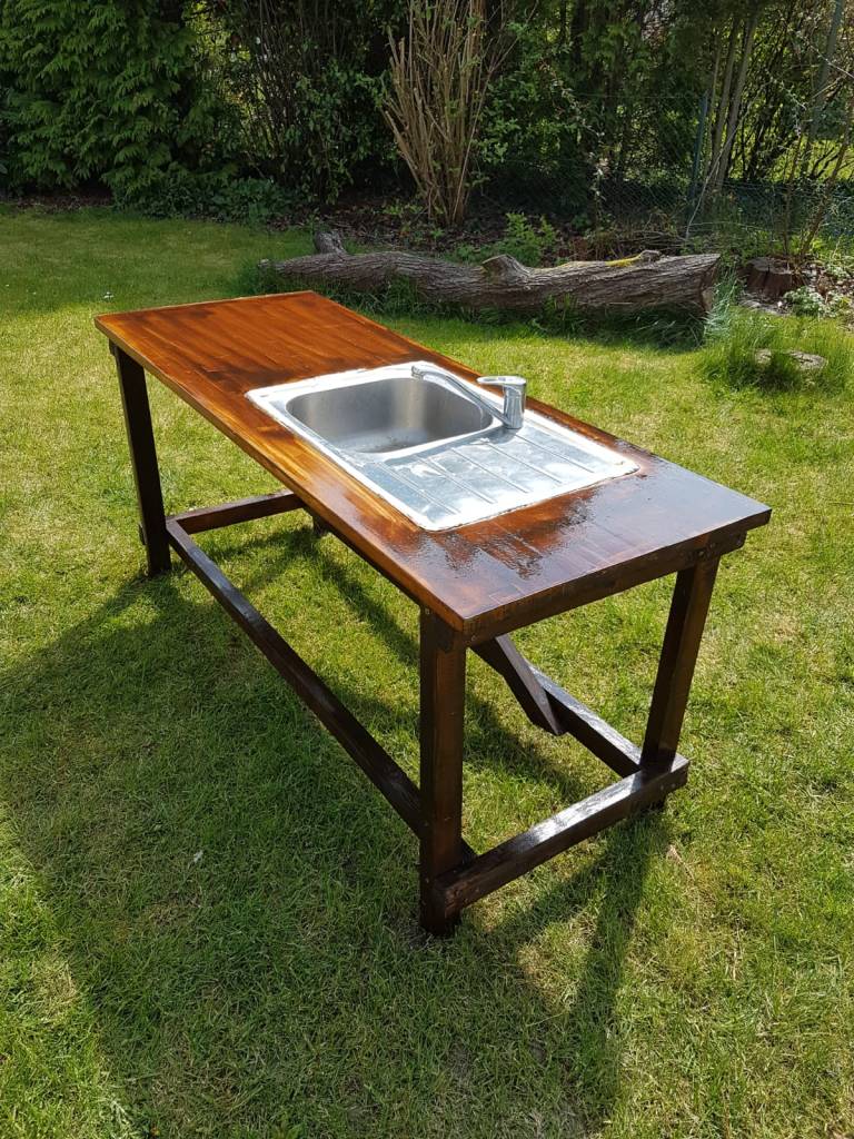 Matschküche / Schlammküche  aus altem Holz selber bauen