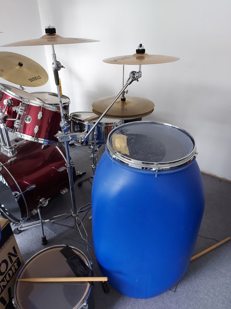 DIY Trommel Regentonne Musikinstrument 