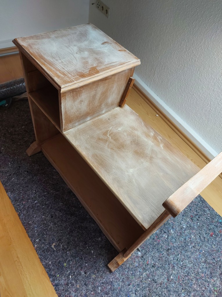 Holzfurnier anschleifen